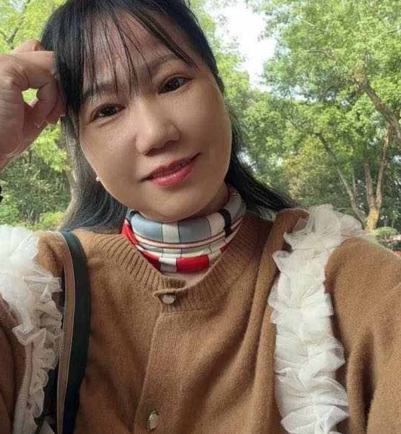 阿姨资料照片