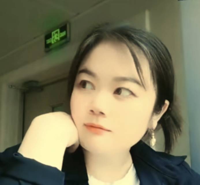 阿姨资料照片