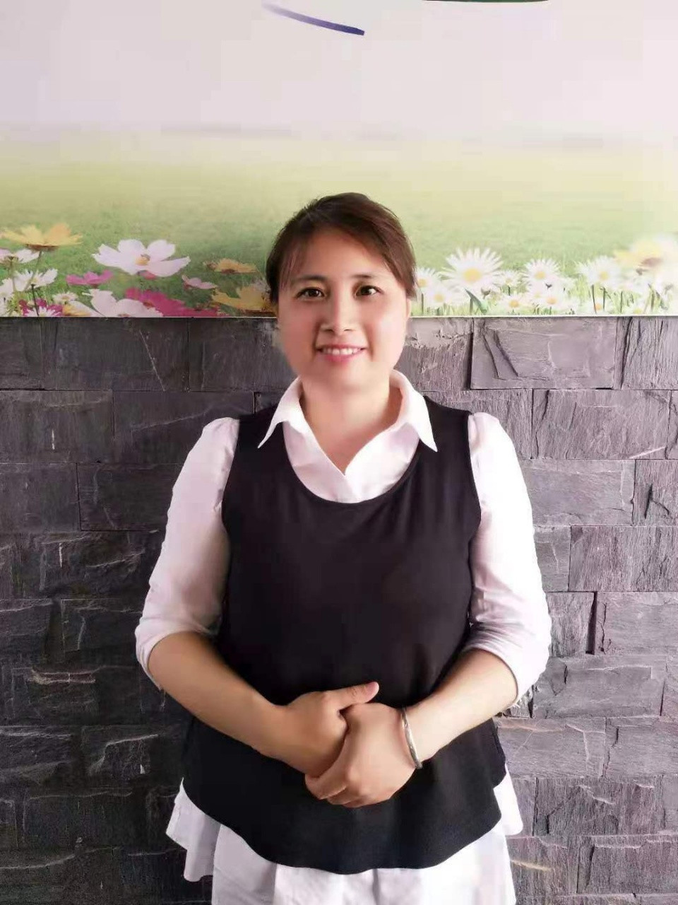 阿姨资料照片