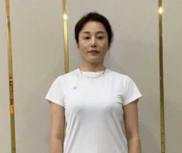 阿姨资料照片