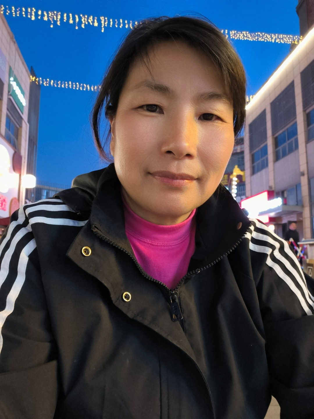 阿姨资料照片