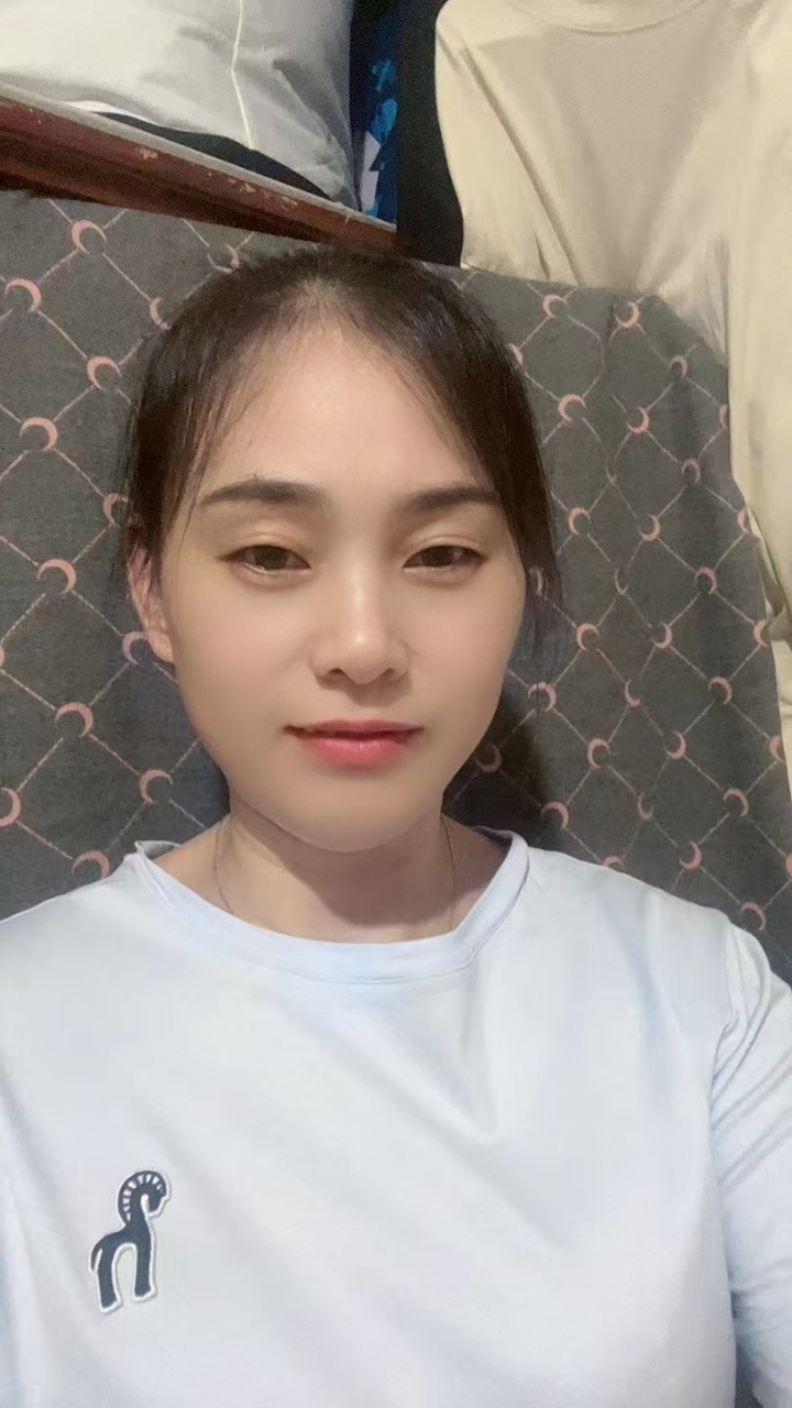 阿姨资料照片