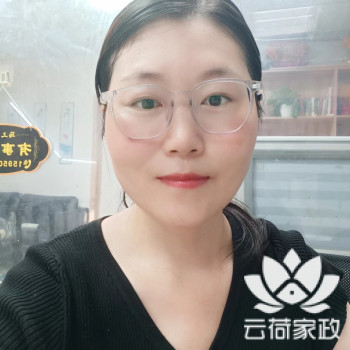 阿姨资料照片