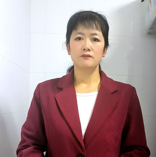 阿姨资料照片