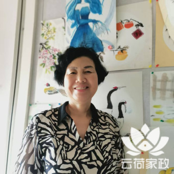 阿姨资料照片
