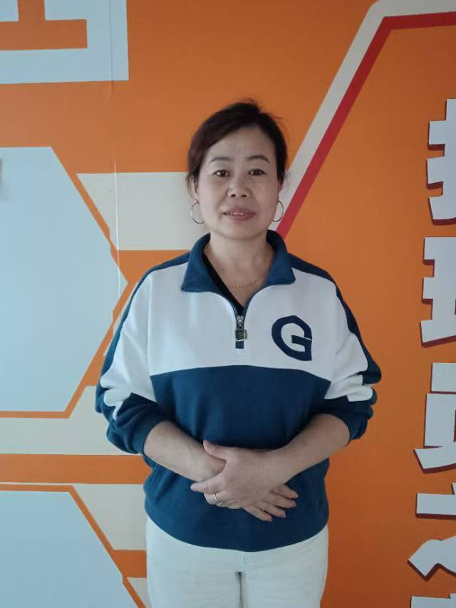 阿姨资料照片