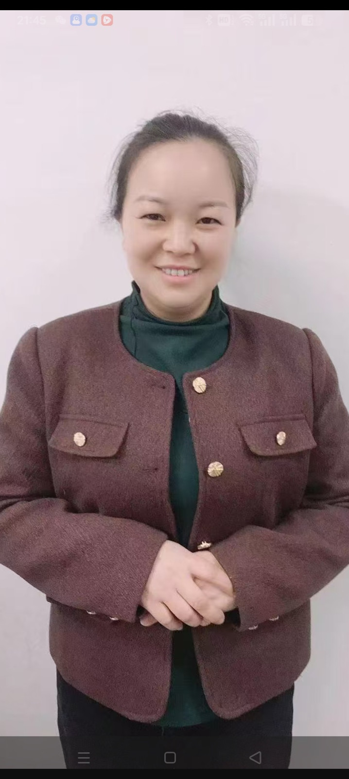 阿姨资料照片
