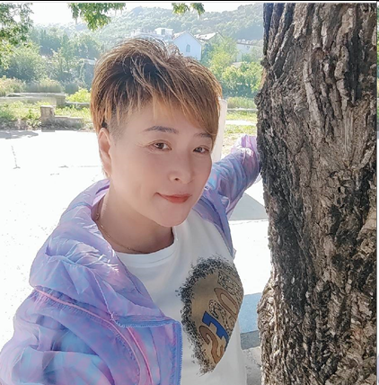 阿姨照片