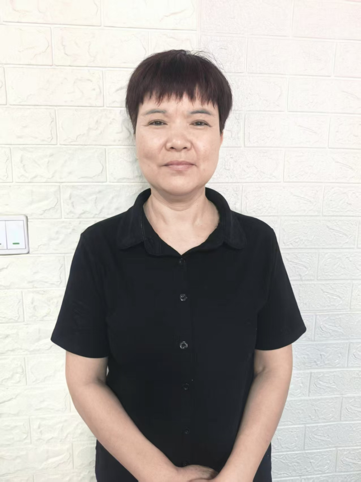 阿姨资料照片