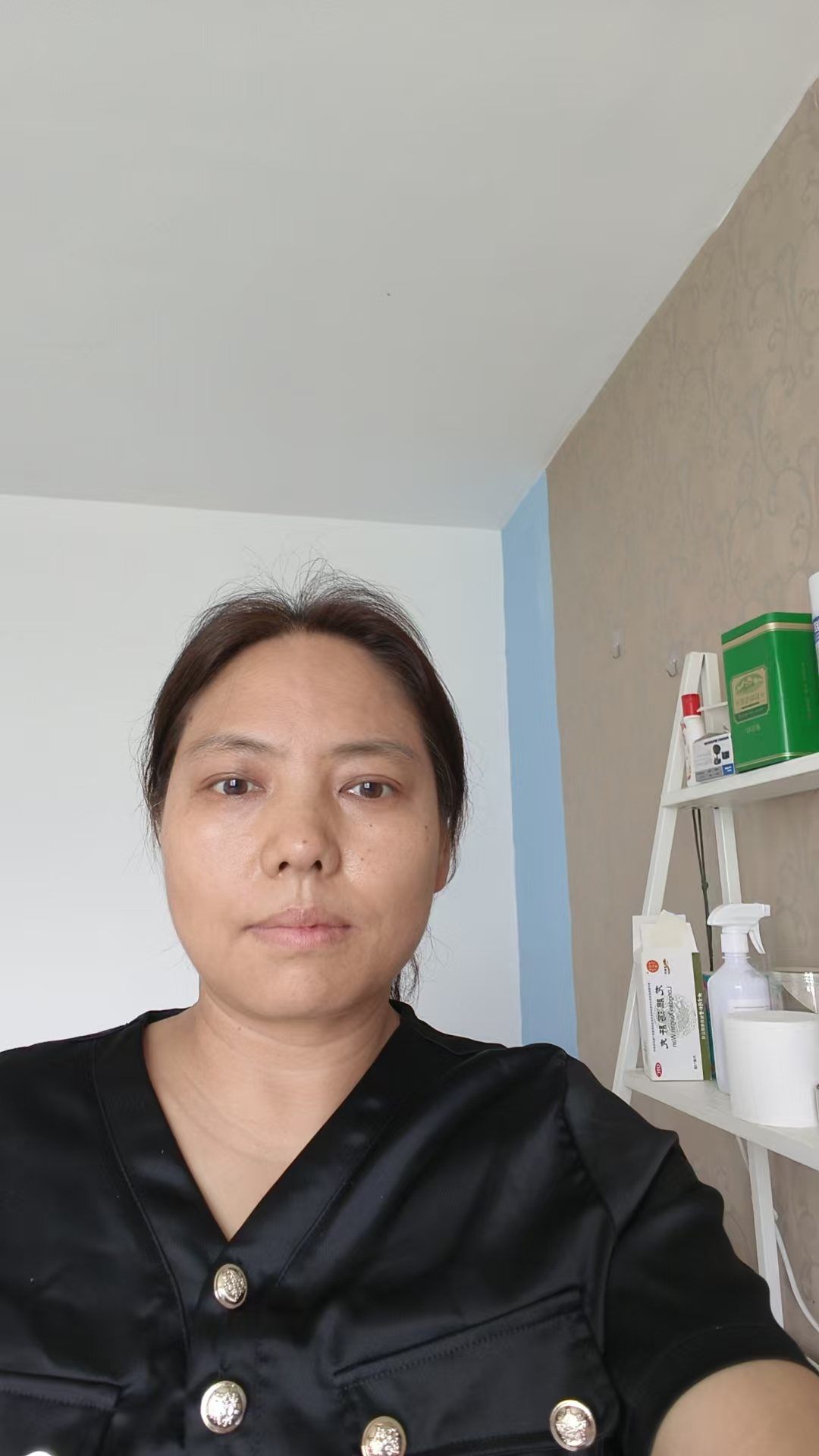 阿姨资料照片