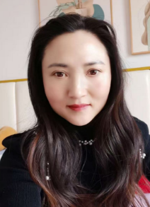 阿姨资料照片