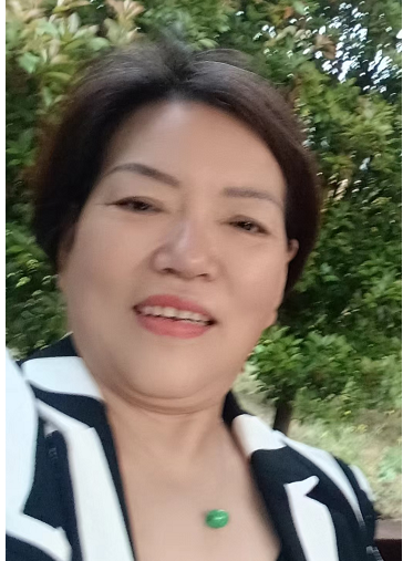 阿姨资料照片