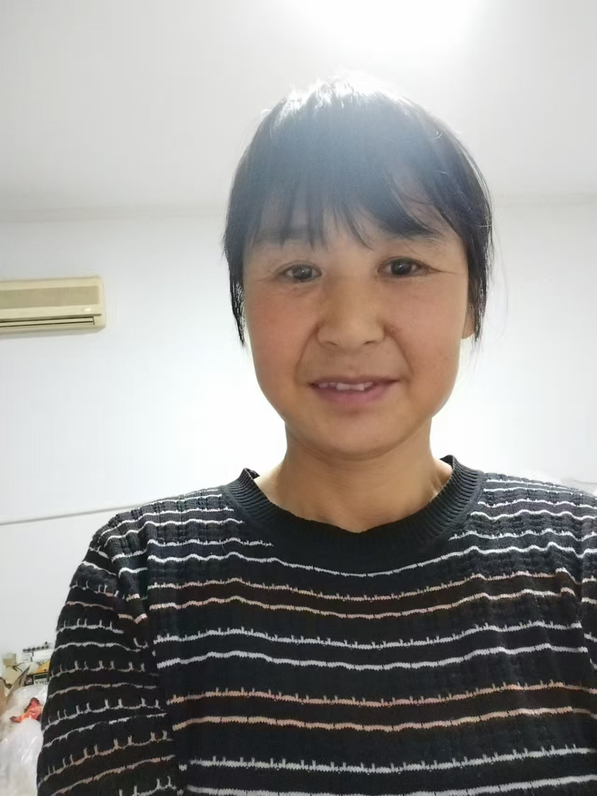 阿姨资料照片