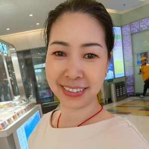 阿姨资料照片