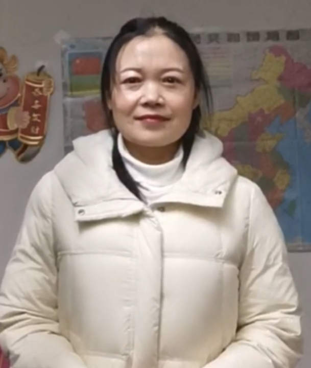阿姨资料照片