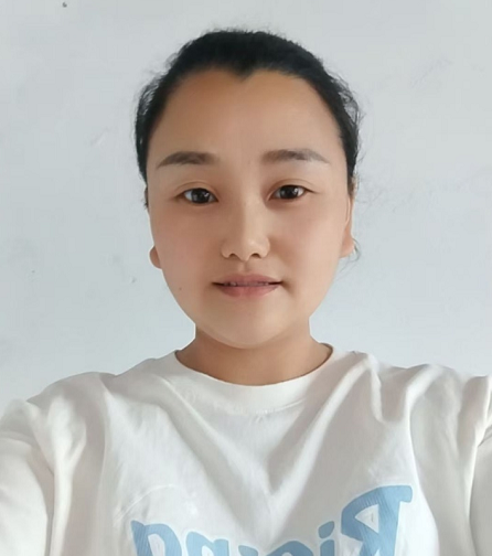 阿姨资料照片