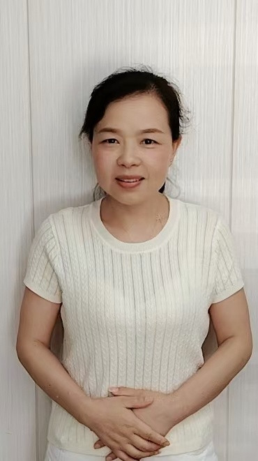 阿姨资料照片