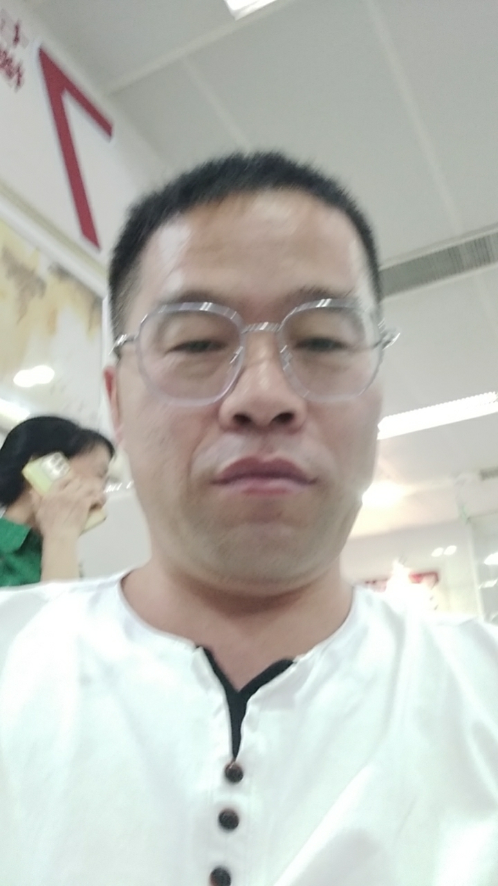 阿姨资料照片