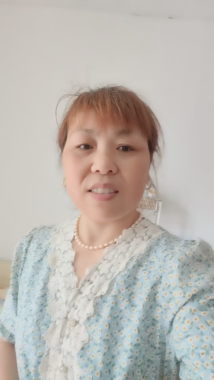 阿姨资料照片