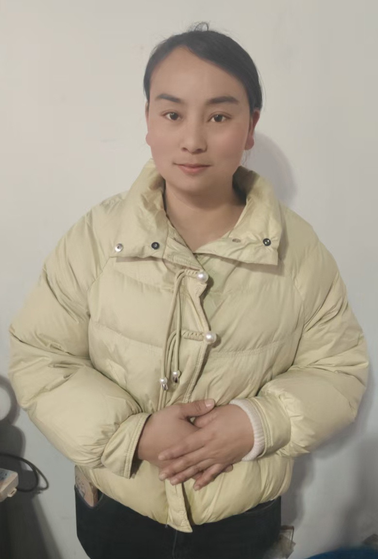 阿姨资料照片