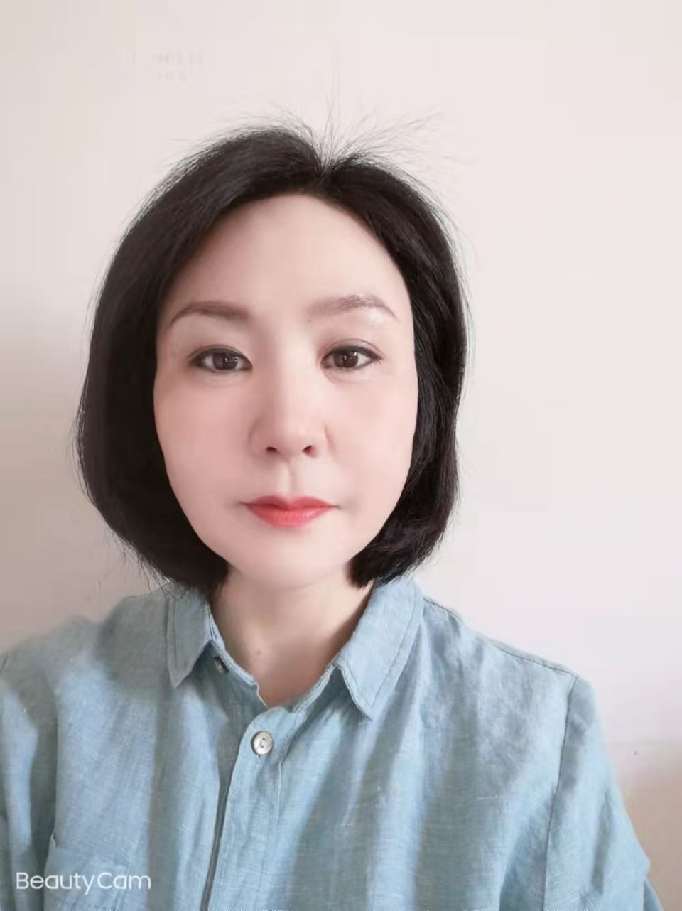 阿姨资料照片