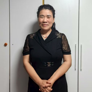 阿姨照片