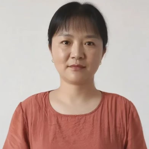 阿姨资料照片