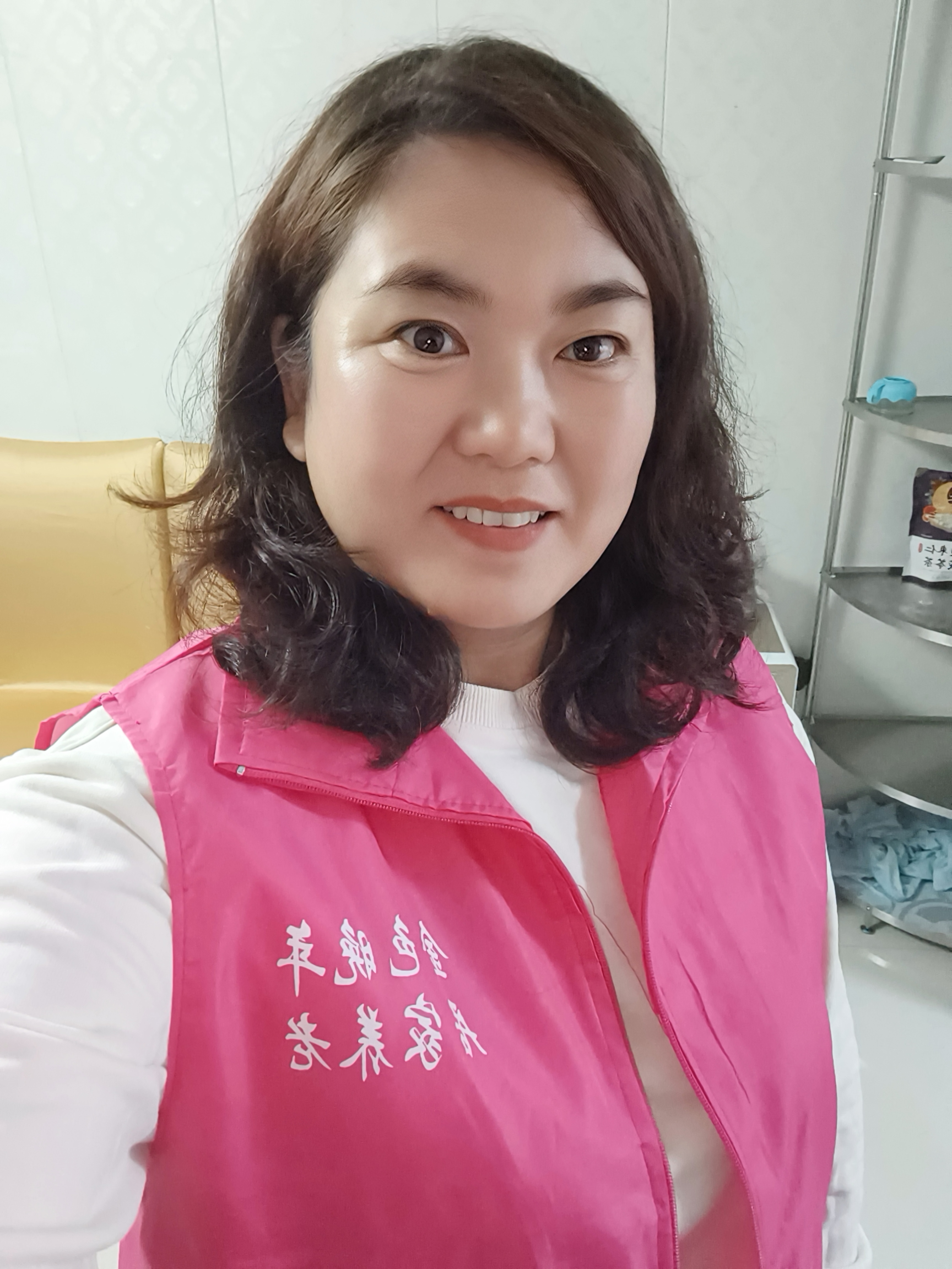 阿姨资料照片
