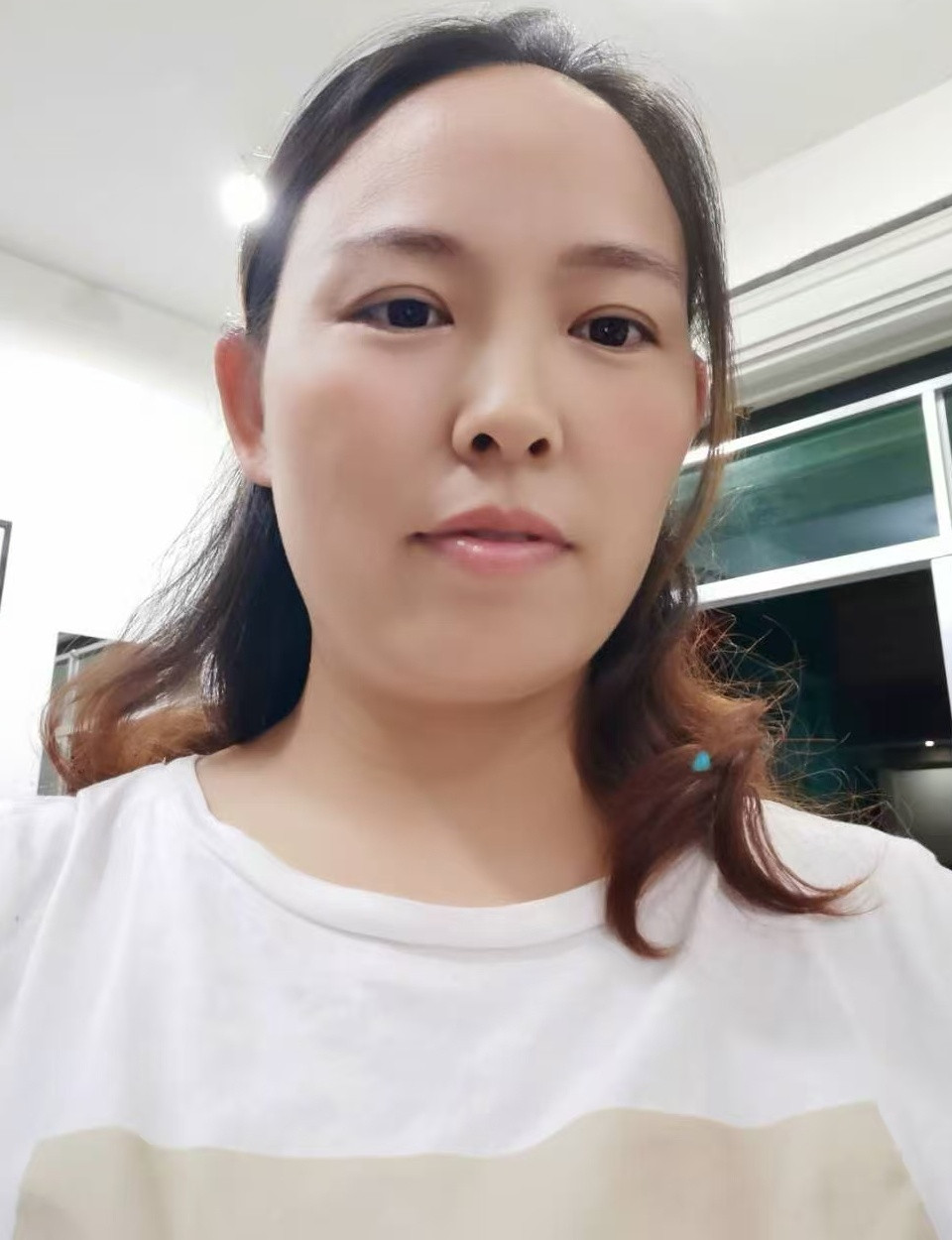 阿姨资料照片