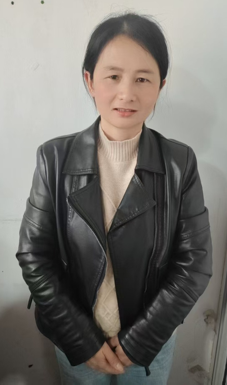 阿姨资料照片