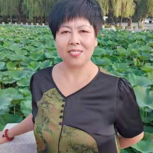 阿姨照片