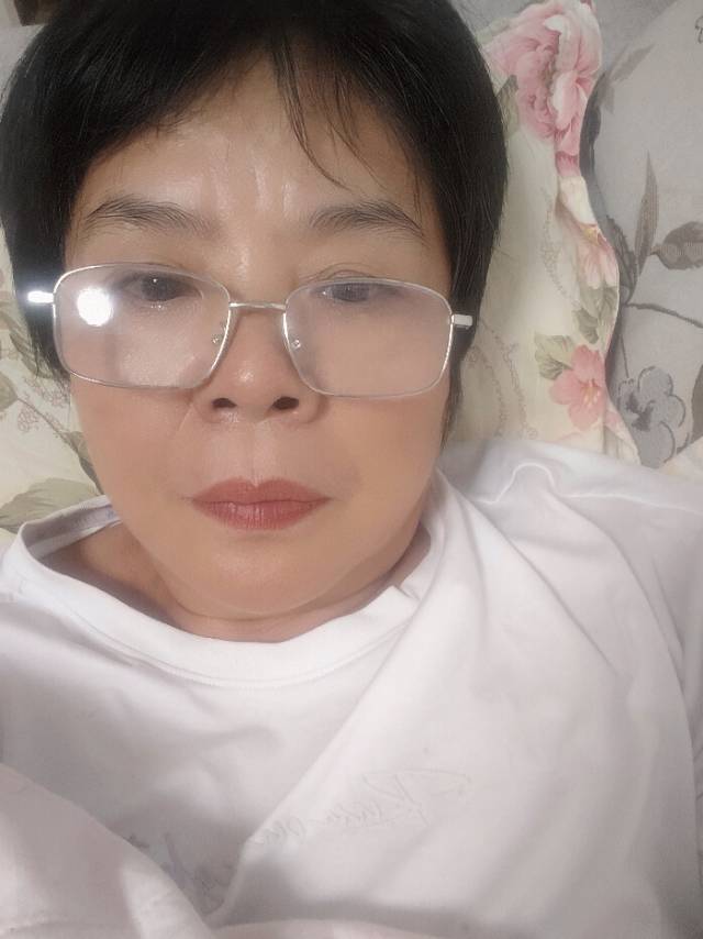 阿姨资料照片