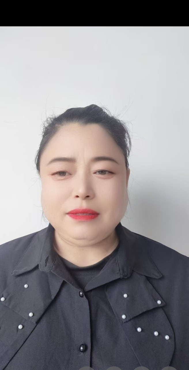 阿姨资料照片
