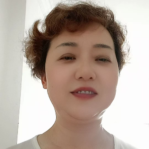 阿姨资料照片