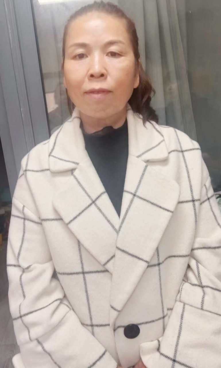 阿姨资料照片