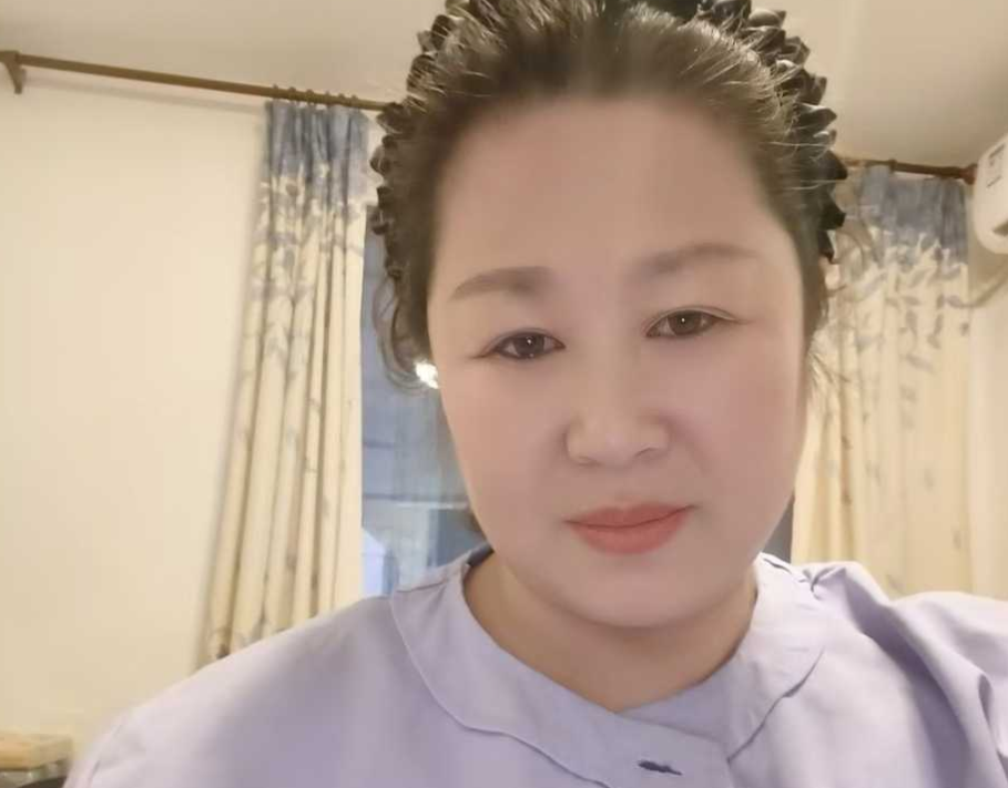 阿姨资料照片