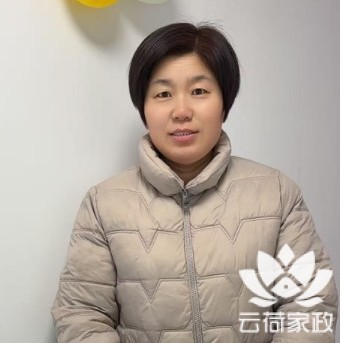阿姨资料照片
