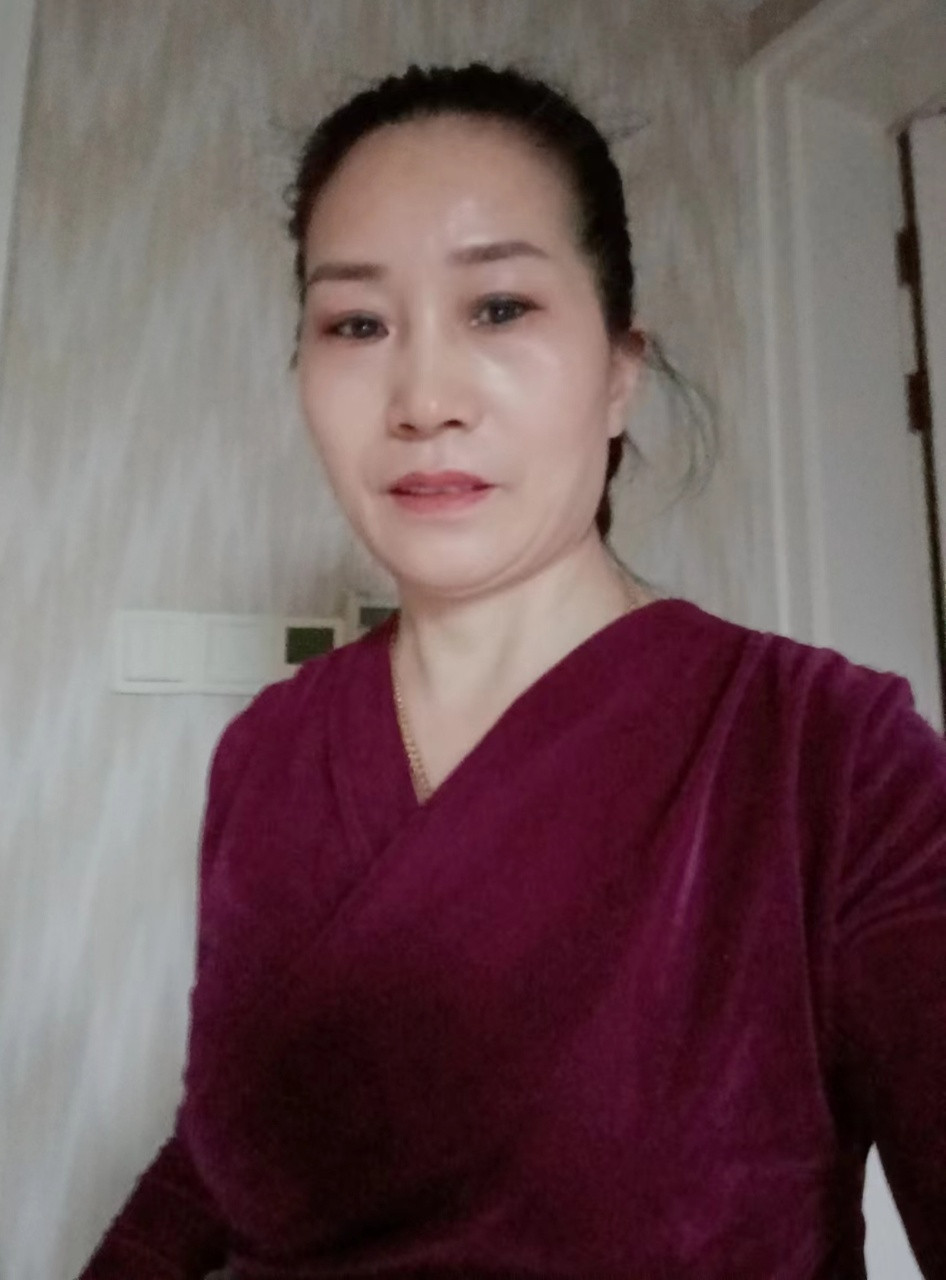 阿姨资料照片