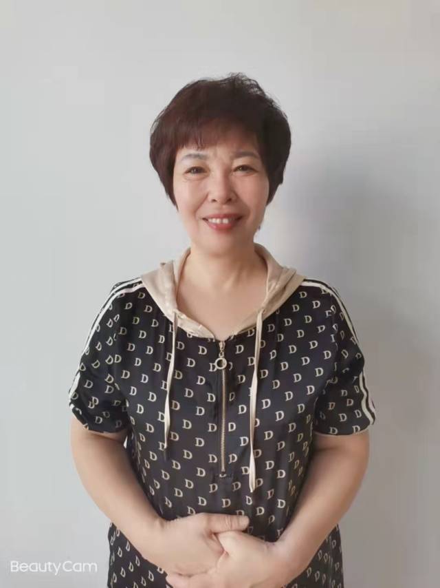阿姨资料照片