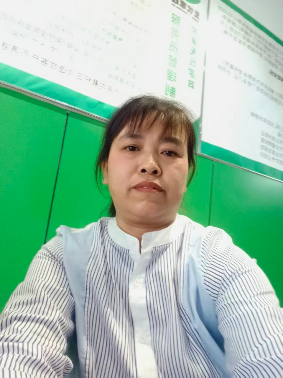 阿姨资料照片
