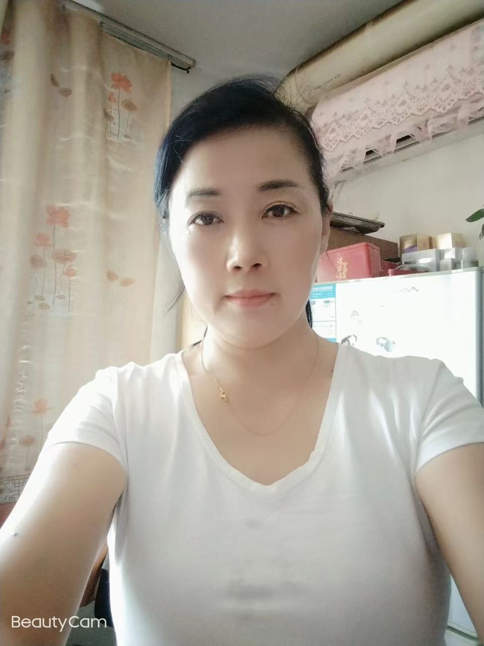 阿姨资料照片
