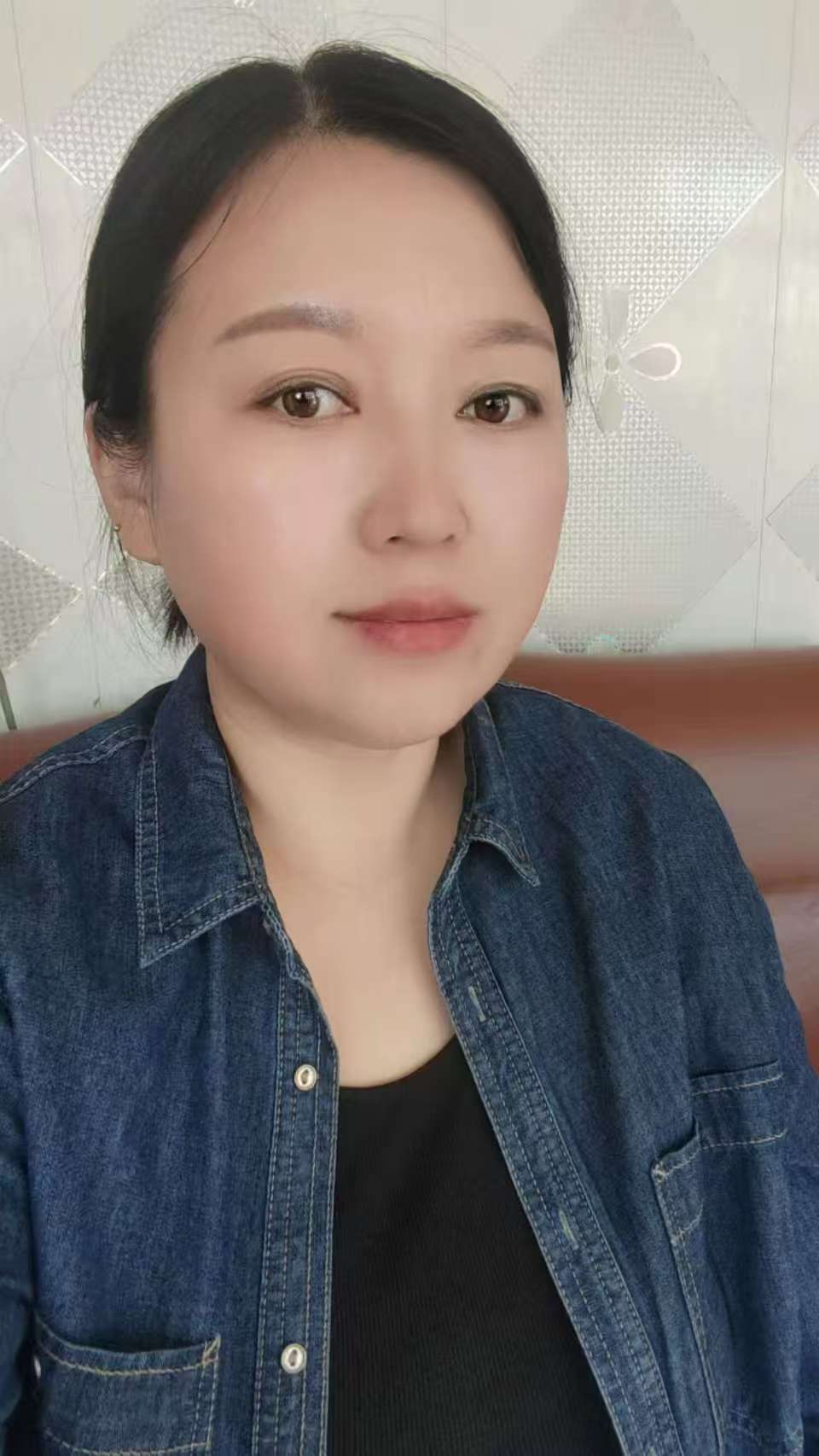 阿姨资料照片