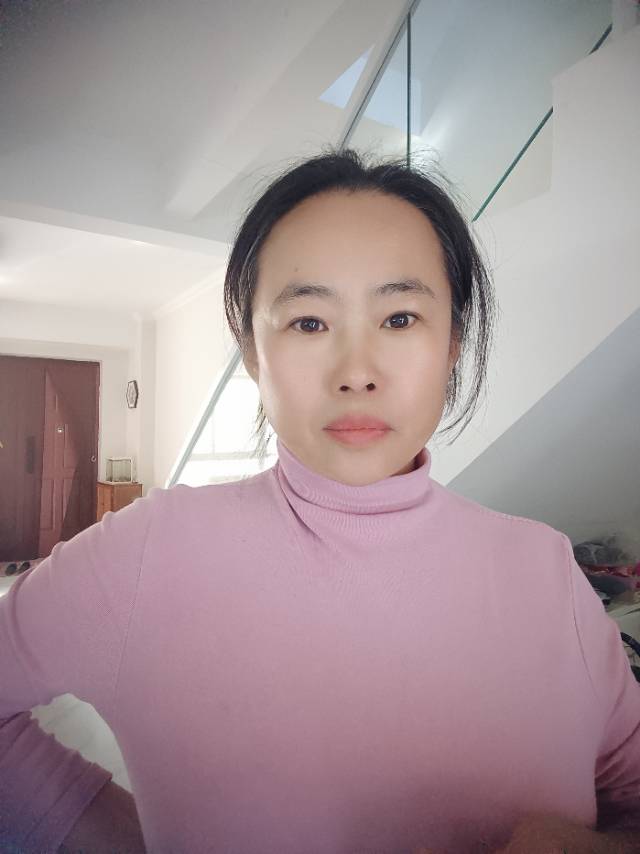 阿姨资料照片