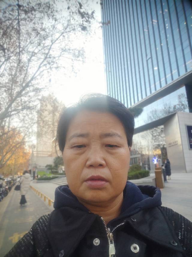 阿姨资料照片