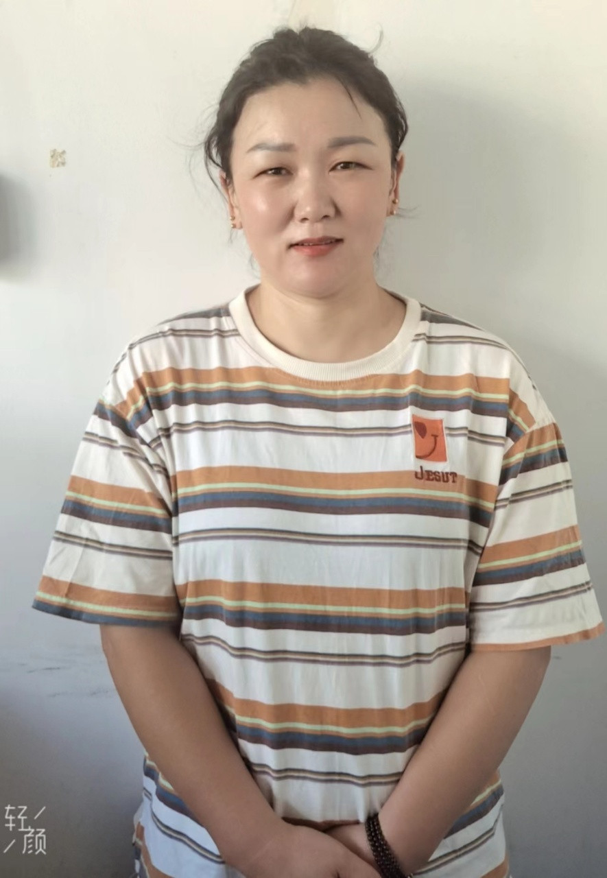 阿姨资料照片