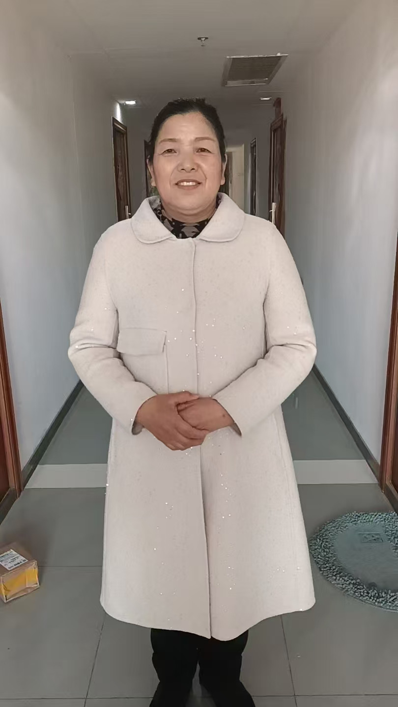 阿姨资料照片