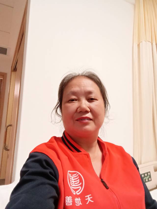阿姨资料照片