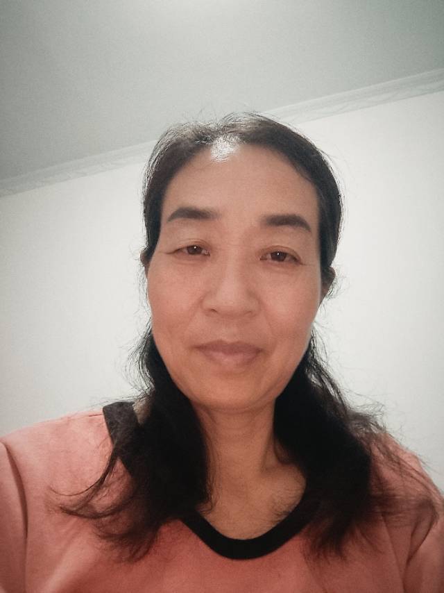 阿姨资料照片