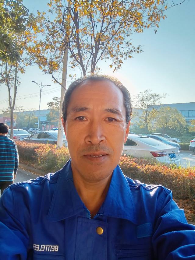 阿姨资料照片