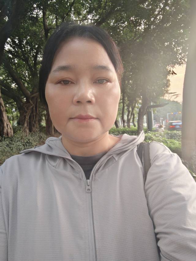 阿姨资料照片